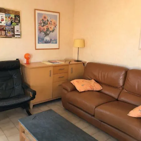 60m² Proche Des Plages Et Ensoleille Apartment
